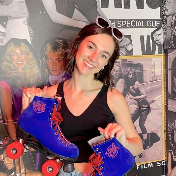 Meet your Posher, Sara - Picture 1 of 1